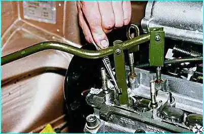 ВАЗ-2110 Замена маслоотражательных колпачков двигателя