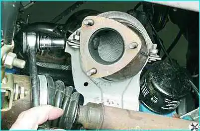 Снятие катколлектора ВАЗ-2110 Снятие катколлектора