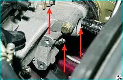 Снятие катколлектора ВАЗ-2110 Снятие катколлектора