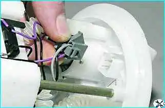 ВАЗ-2110 Ремонт модуля топливного насоса