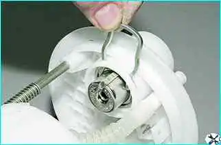 ВАЗ-2110 Ремонт модуля топливного насоса