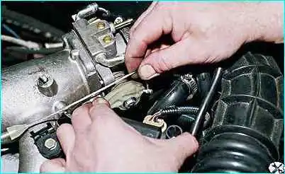 ВАЗ-2110 снятие ресивера и впускного коллектора