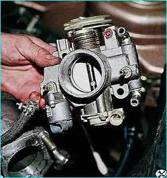 ВАЗ-2110 снятие ресивера и впускного коллектора