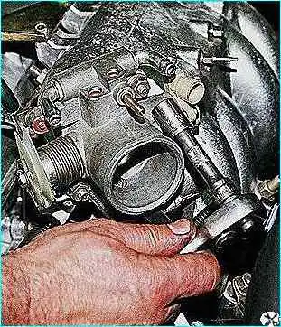 ВАЗ-2110 снятие ресивера и впускного коллектора