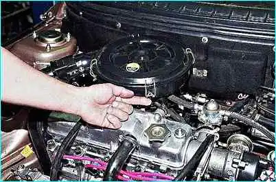 ВАЗ-2110 Замена воздушного фильтра