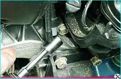 ВАЗ-2110 Замена прокладок впускной трубы