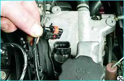 ВАЗ-2110 Замена прокладок впускной трубы