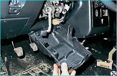 ВАЗ-2110 Снятие подрулевого переключателя