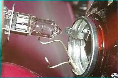 Замена противотуманной фары ВАЗ-2110