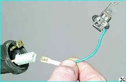 Замена противотуманной фары ВАЗ-2110