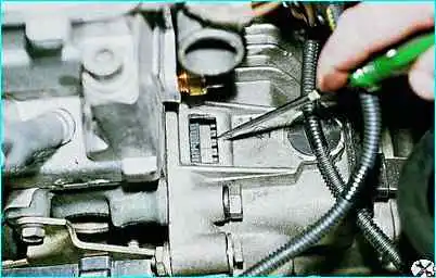 ВАЗ-2110 Установка датчика-распределителя зажигания