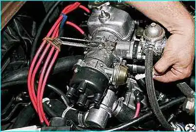 ВАЗ-2110 Снятие и разборка датчика-распределителя зажигания