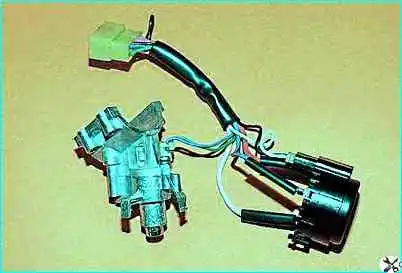 ВАЗ-2110 Замена выключателя зажигания