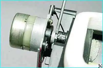 ВАЗ-2110 Снятие и разборка отопителя