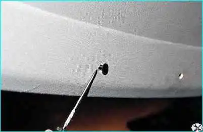 ВАЗ-2110 Снятие обивки потолка автомобиля