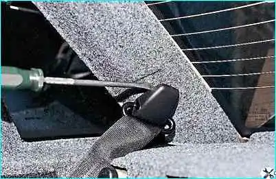 ВАЗ-2110 Снятие обивки потолка автомобиля