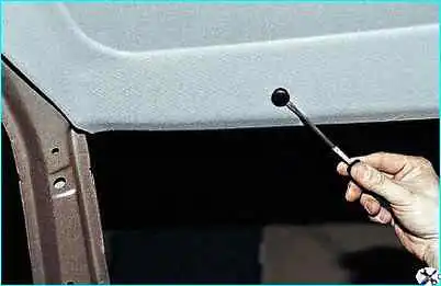 ВАЗ-2110 Снятие обивки потолка автомобиля