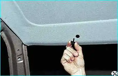 ВАЗ-2110 Снятие обивки потолка автомобиля
