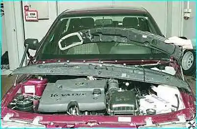 ВАЗ-2110 Снятие облицовки и антикрыла ветрового окна