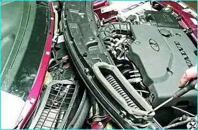 ВАЗ-2110 Снятие облицовки и антикрыла ветрового окна