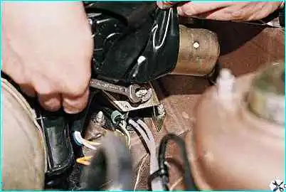 Ремонт очистителя и омывателя ветрового стекла ВАЗ-2110 Ремонт очистителя и омывателя ветрового стекла