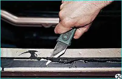 ВАЗ-2110 Замена стекол автомобиля