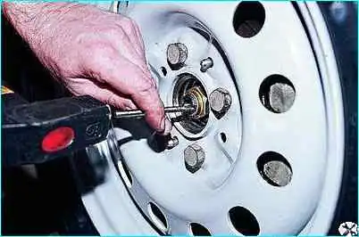 Замена подшипника ступицы колеса ВАЗ