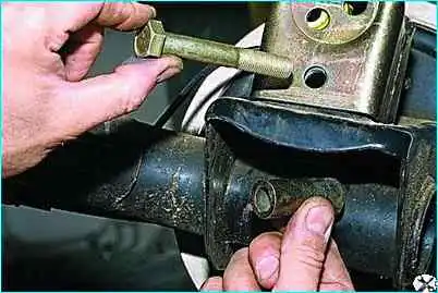 Установка проставки под амортизатор ВАЗ-2110