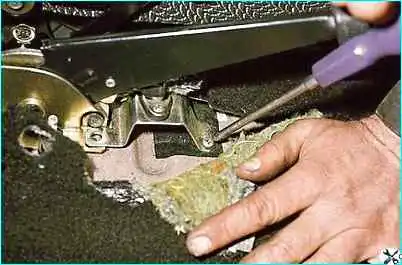 Снятие и регулировка стояночного тормоза ВАЗ