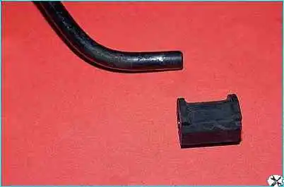 Снятие стабилизатора подвески Снятие стабилизатора подвески ВАЗ