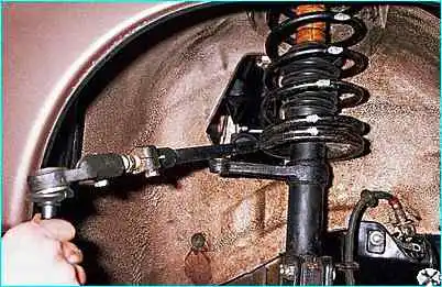 Снятие рулевых тяг и наконечников ВАЗ