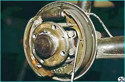 ВАЗ-2110 Замена тормозных колодок