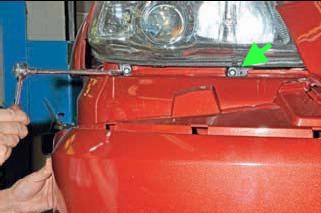 Как поменять лампочки и снять блок-фару автомобиля ВАЗ-2123