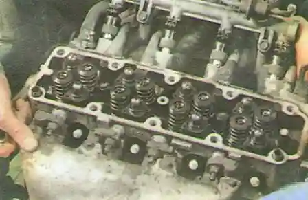 Замена прокладки головки блока цилиндров двигателя F14S3 