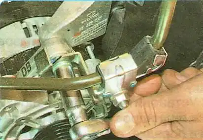 Замена прокладки ГБЦ двигателя F14D3 автомобиля Авео Шевролет