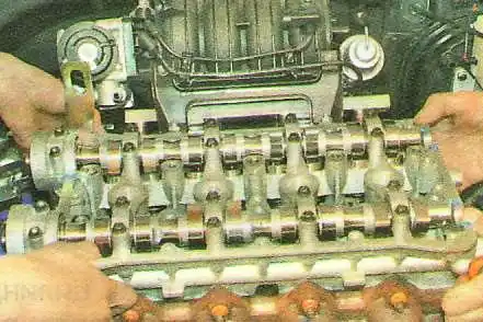 Замена прокладки ГБЦ двигателя F14D3 автомобиля Авео Шевролет