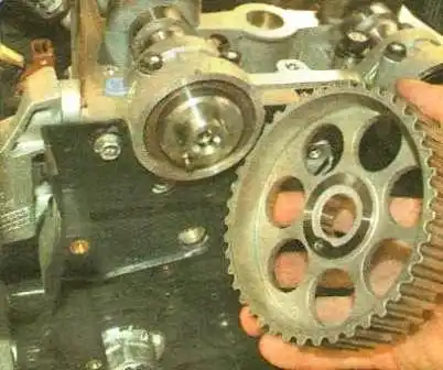 Замена прокладки ГБЦ двигателя F14D3 автомобиля Авео Шевролет