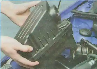 Замена ремня ГРМ и натяжного ролика Авео Шевролет с двигателем F14 D3