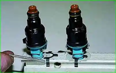 Перевірка та заміна форсунок Нива Шевролет