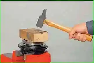 Reemplazo del sello de aceite del cigüeñal delantero VAZ-2123