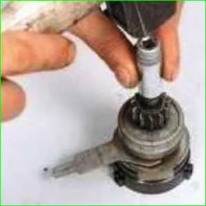 How to repair a Niva Chevrolet starter