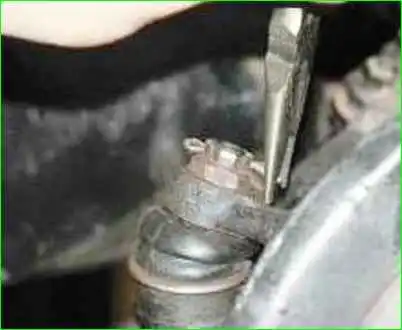 Замена смазки подшипников ступиц Нива Шевролет Замена смазки подшипников ступиц Нива Шевролет