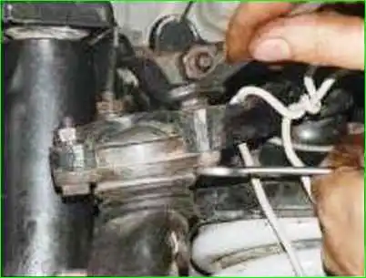 Замена смазки подшипников ступиц Нива Шевролет Замена смазки подшипников ступиц Нива Шевролет