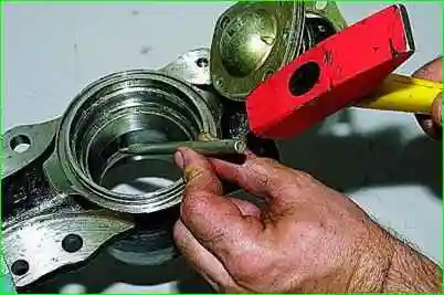 Заміна підшипників маточини Нива Шевролет Заміна підшипників маточини Нива Шевролет