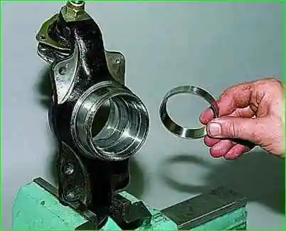 Заміна підшипників маточини Нива Шевролет Заміна підшипників маточини Нива Шевролет