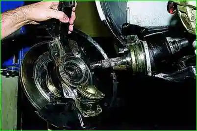 Заміна підшипників маточини Нива Шевролет Заміна підшипників маточини Нива Шевролет