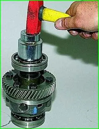 So reparieren Sie das Verteilergetriebe VAZ-2123