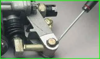 So reparieren Sie das Verteilergetriebe VAZ-2123