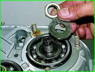 So reparieren Sie das Verteilergetriebe VAZ-2123