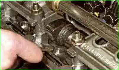 How to adjust the VAZ-21114 engine valves